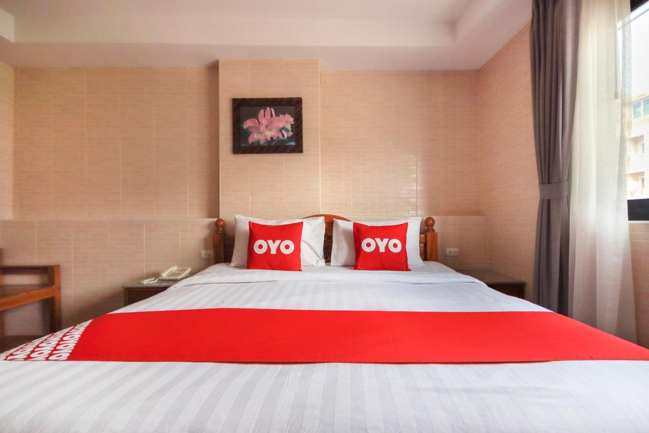 Oyo 861 Patong Dynasty Hotel Kültér fotó